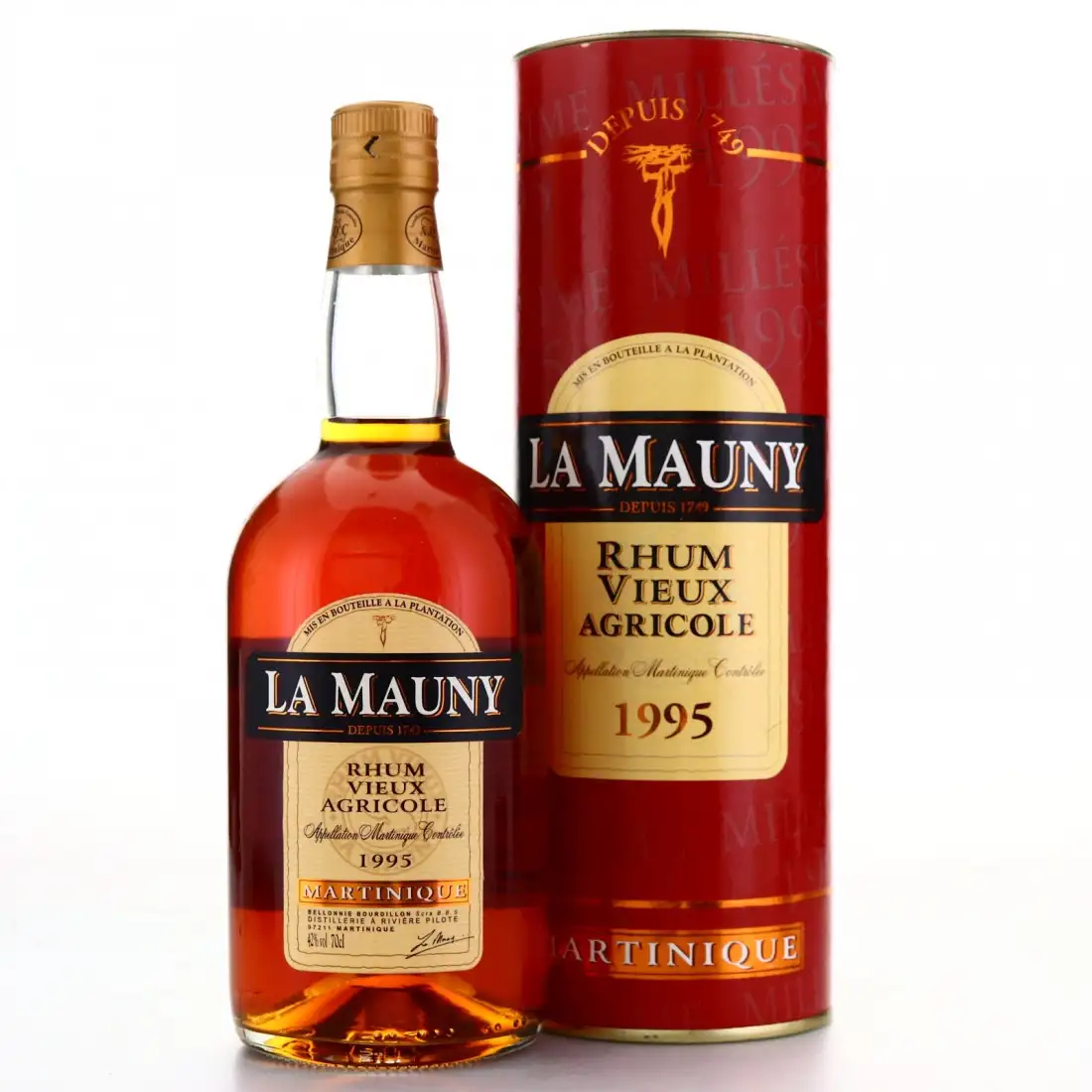 Image of the front of the bottle of the rum 1995