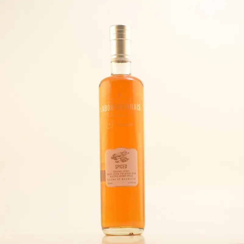 Image of the front of the bottle of the rum Spiced Gold Rum