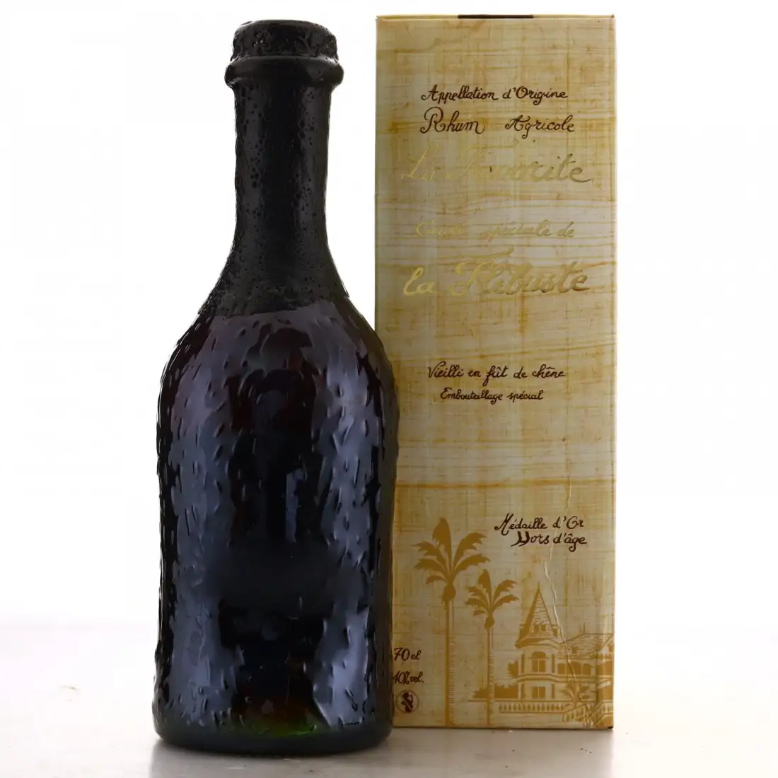 High resolution image of the bottle