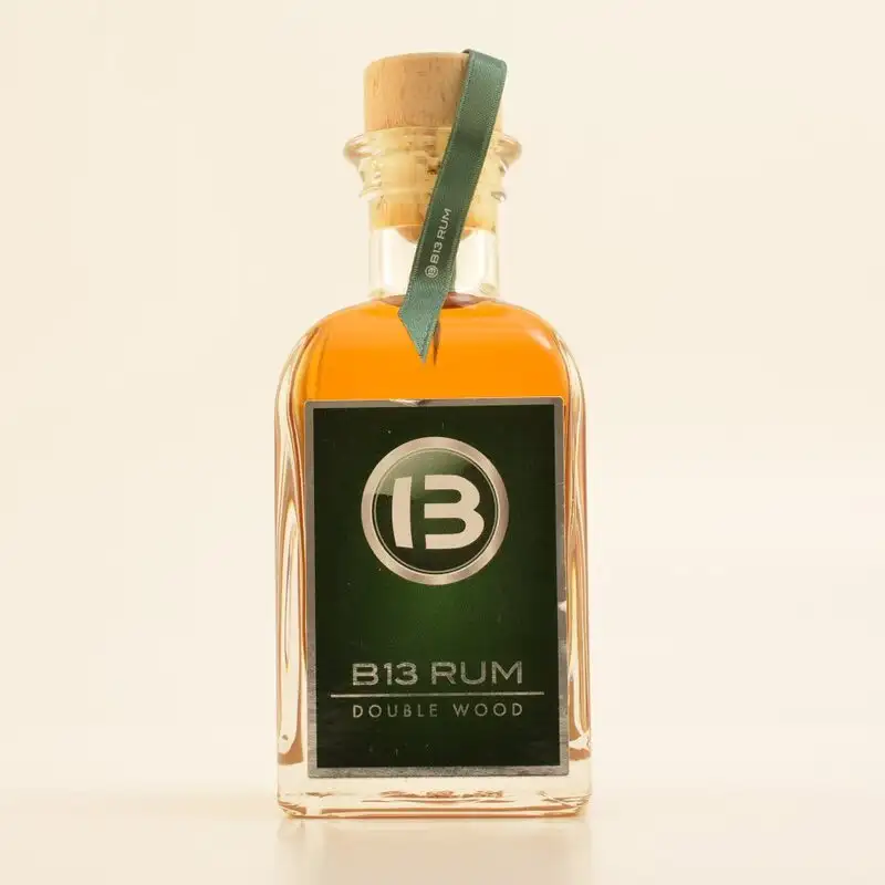 Image of the front of the bottle of the rum B13 Rum
