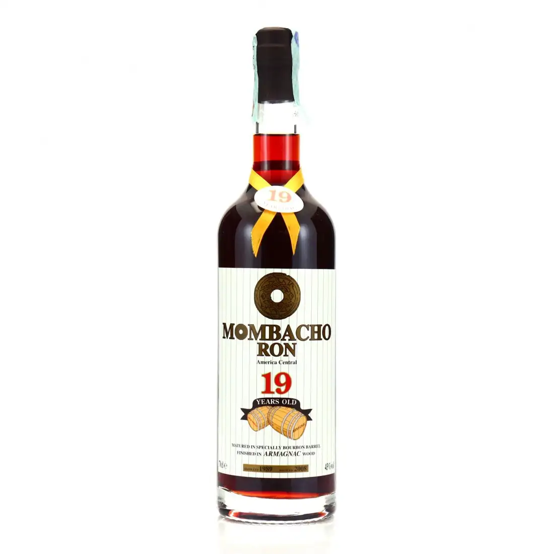 Image of the front of the bottle of the rum 19 Years Old
