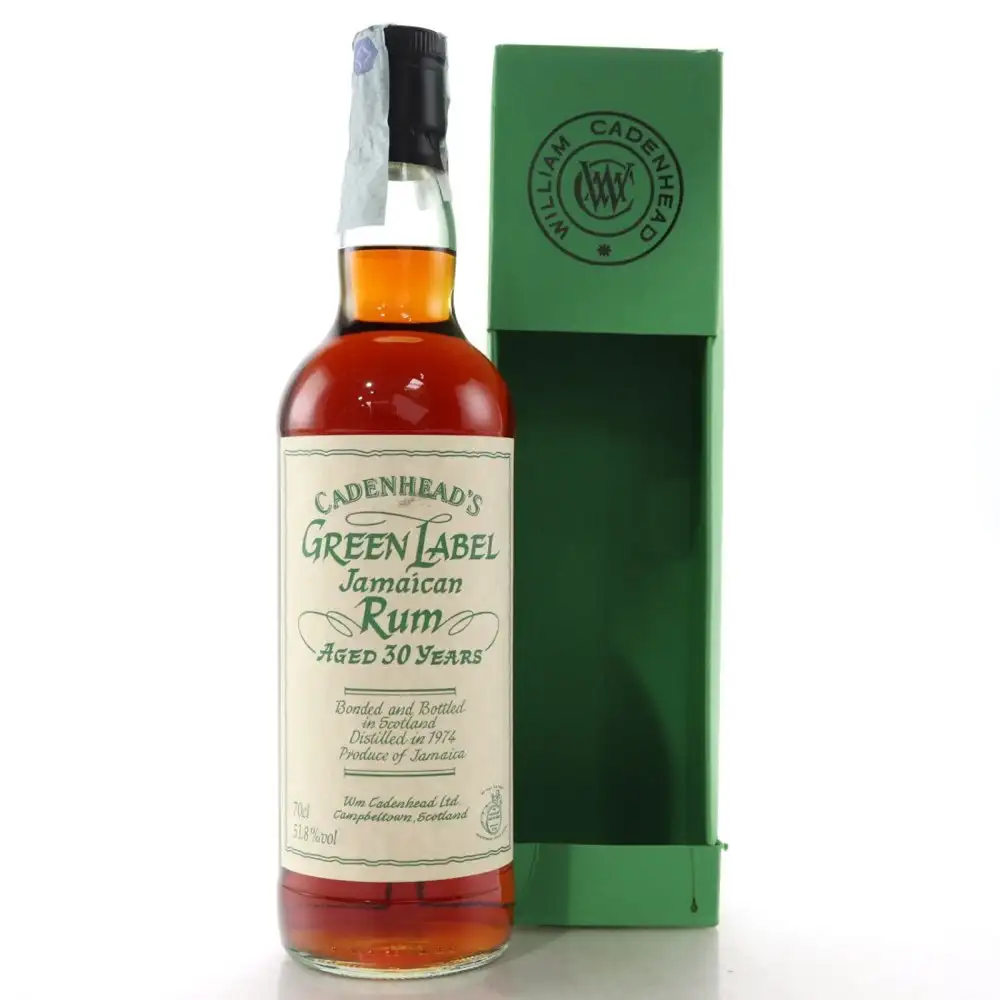 Image of the front of the bottle of the rum Green Label