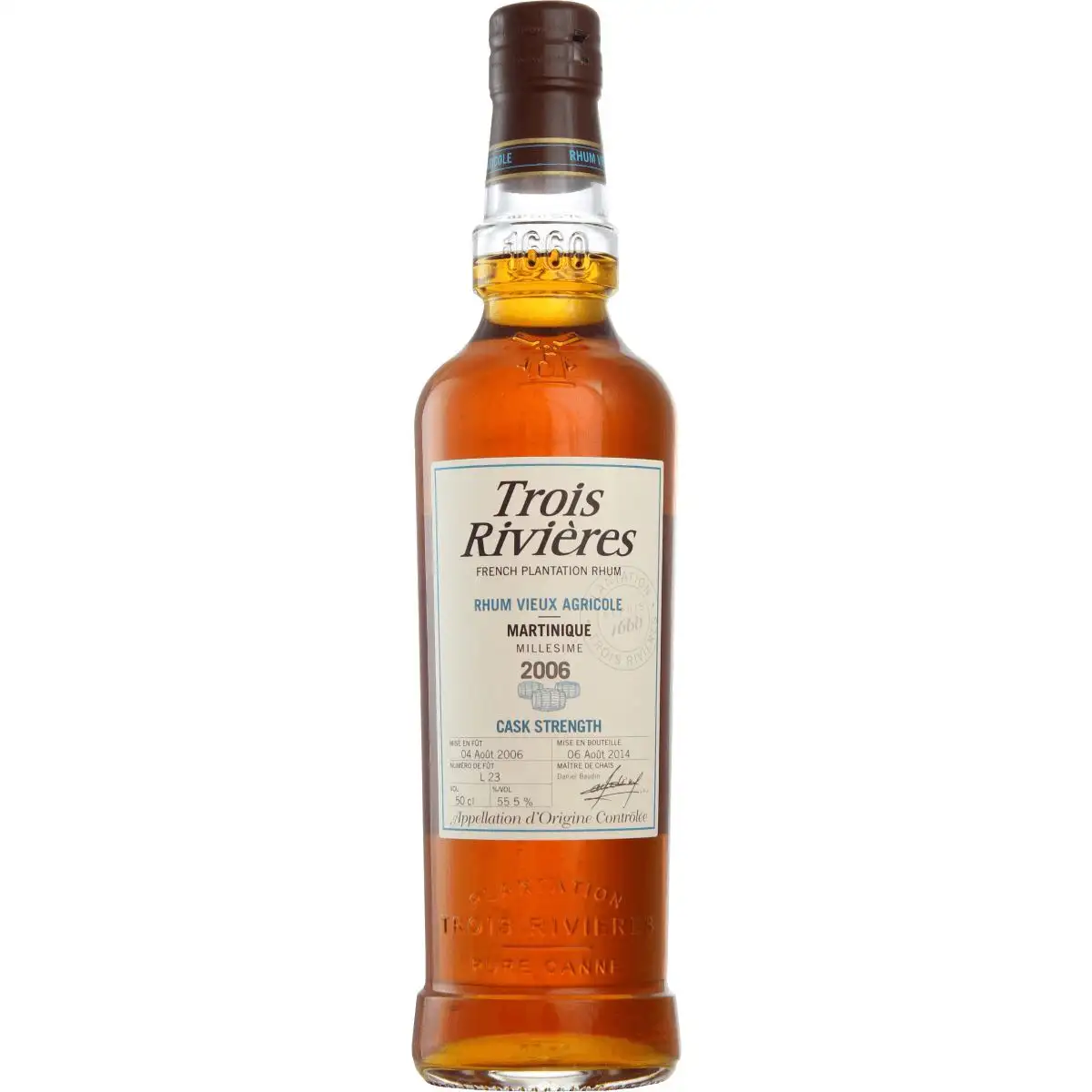 Image of the front of the bottle of the rum2006