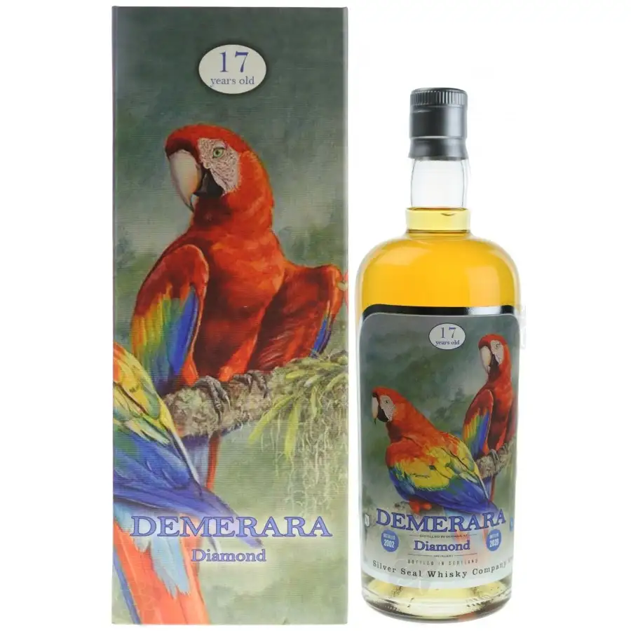 Image of the front of the bottle of the rum Demerara