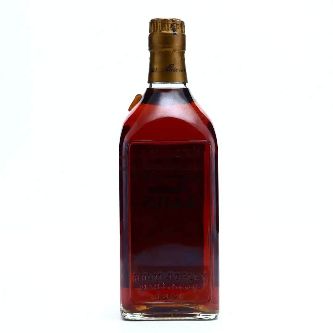 High resolution image of the bottle