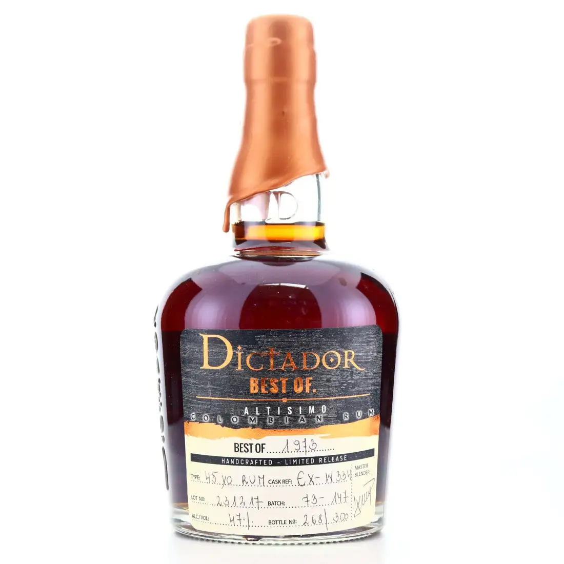 Image of the front of the bottle of the rum Dictador Best Of