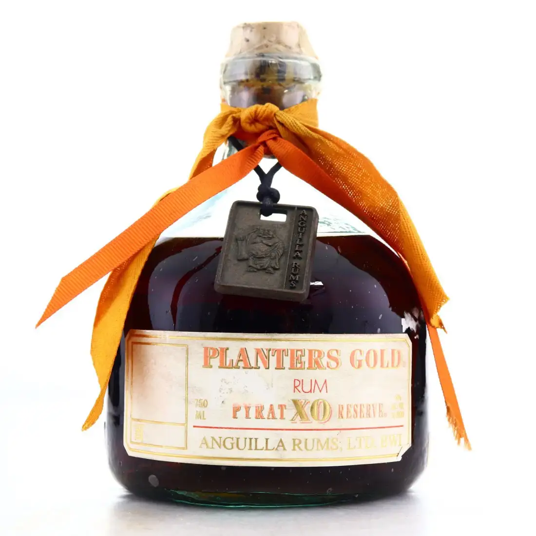 Image of the front of the bottle of the rum Planters Gold XO Reserve