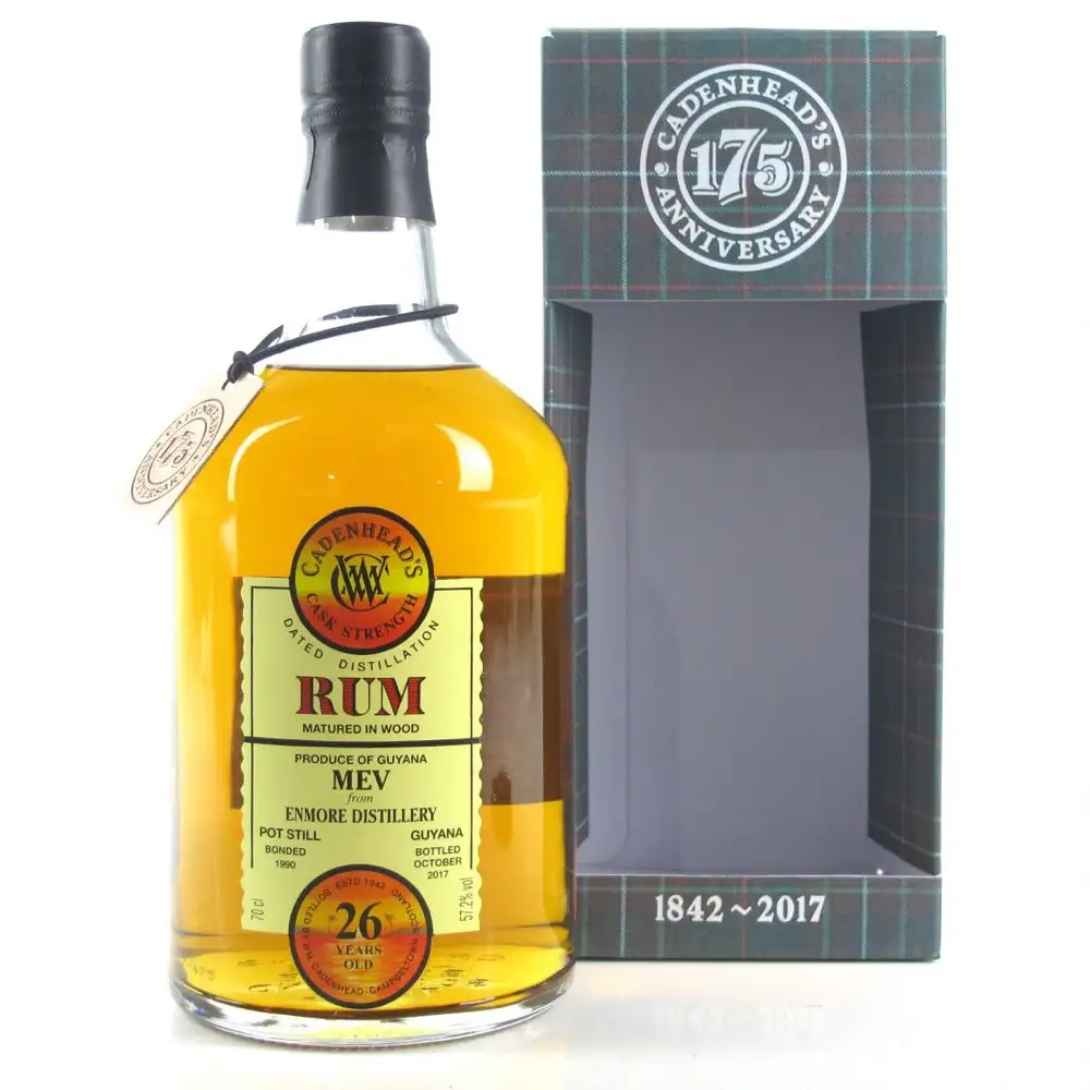 Image of the front of the bottle of the rum MEV