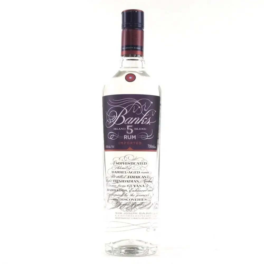 Image of the front of the bottle of the rum5 Island Blend