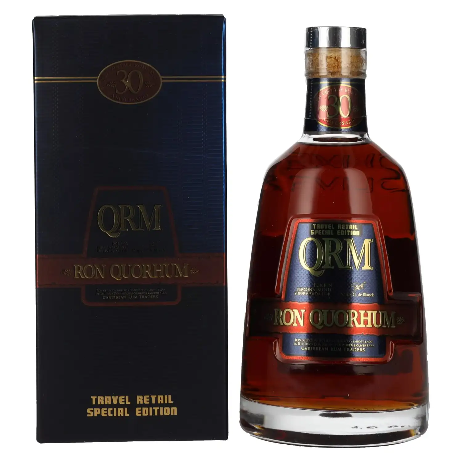 Image of the front of the bottle of the rum Ron Quorhum 30 Aniversario Travel Edition