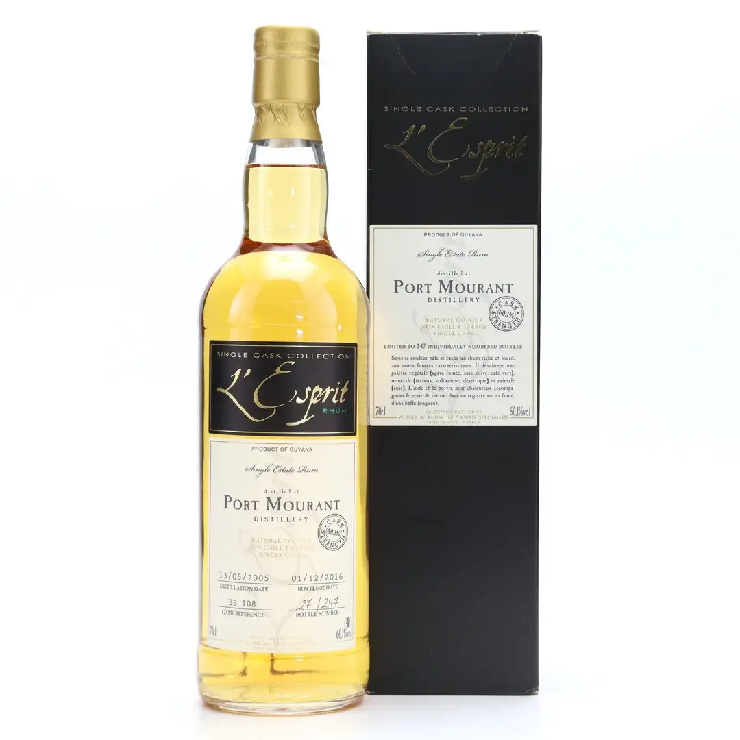 Image of the front of the bottle of the rumL‘Esprit