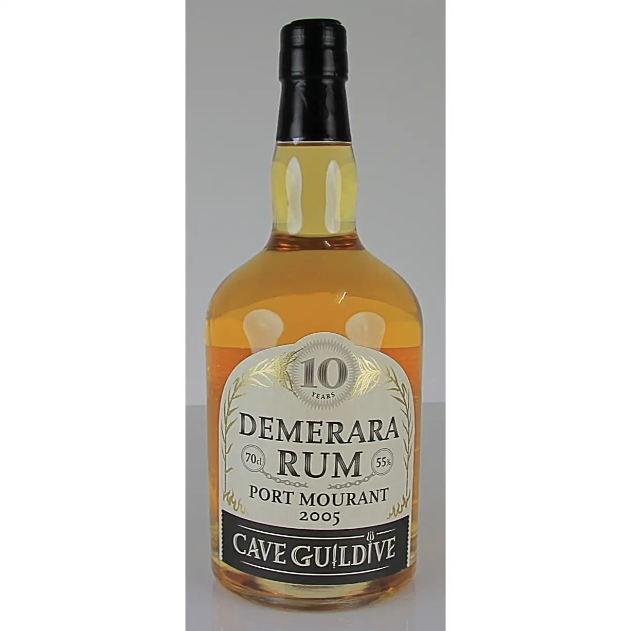 Image of the front of the bottle of the rum Demerara Rum