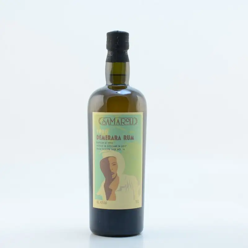 Image of the front of the bottle of the rum Demerara Rum
