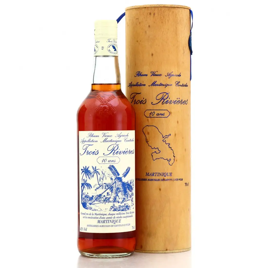 High resolution image of the bottle