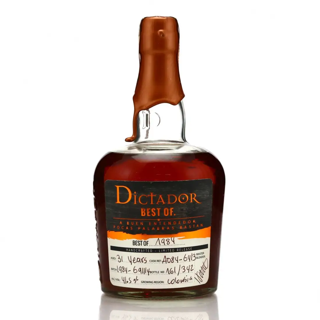 Image of the front of the bottle of the rum Dictador Best of