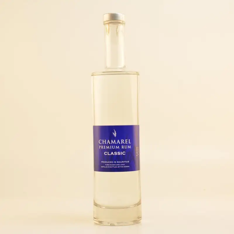 Image of the front of the bottle of the rumChamarel Premium Rum Classic