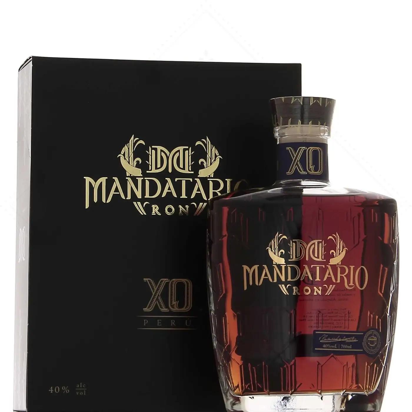 Image of the front of the bottle of the rum Ron Mandatario XO