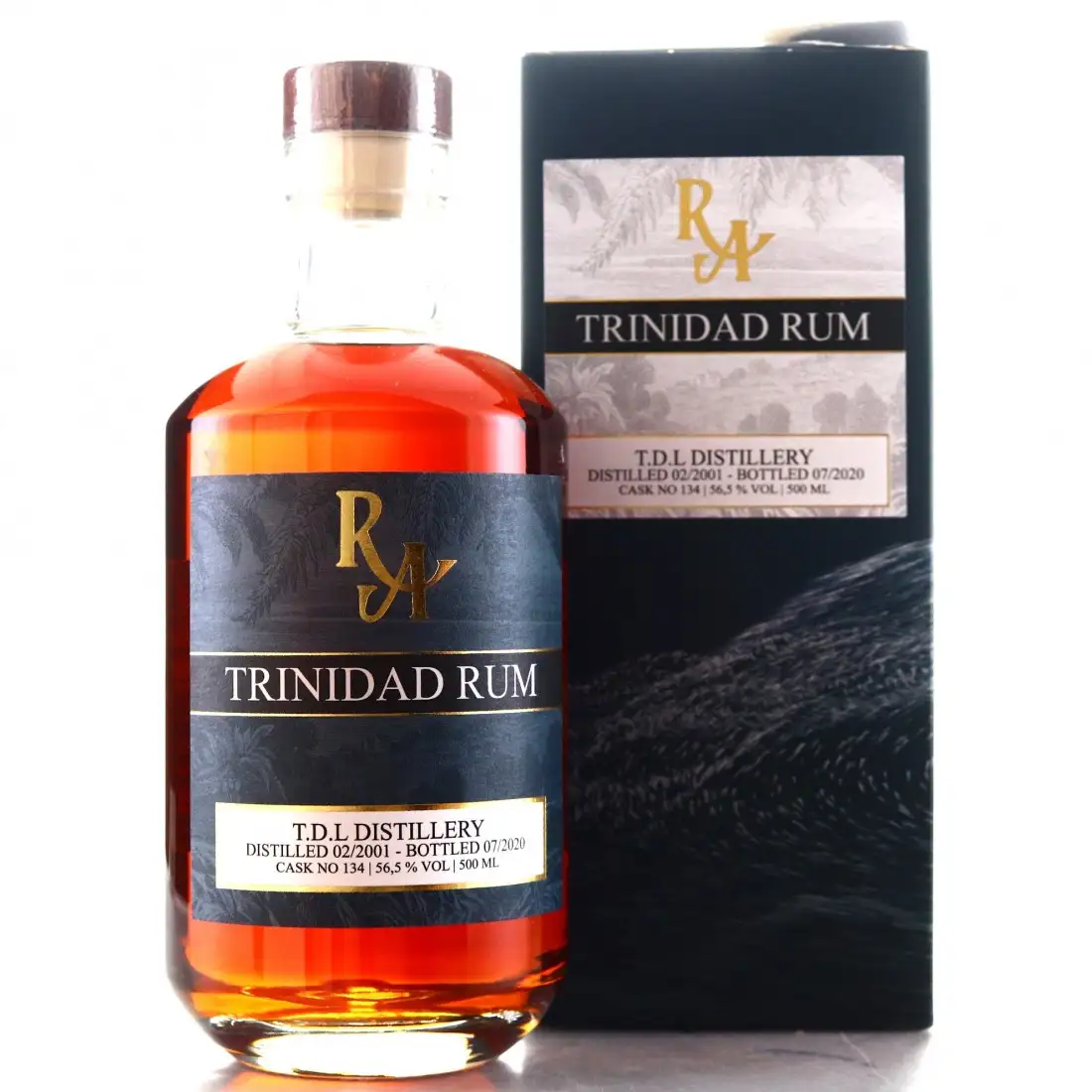 Image of the front of the bottle of the rum Rum Artesanal Trinidad Rum