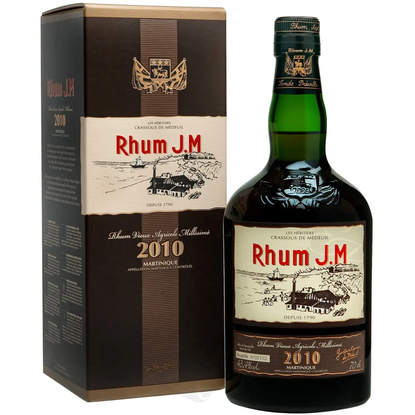 Image of the front of the bottle of the rum2010