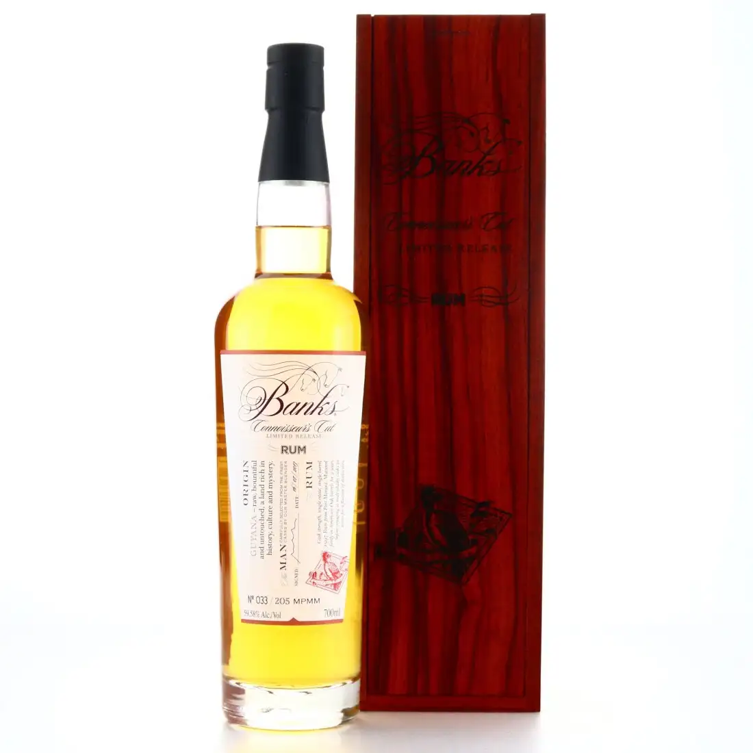 Image of the front of the bottle of the rum Connoisseur‘s Cut MPMM