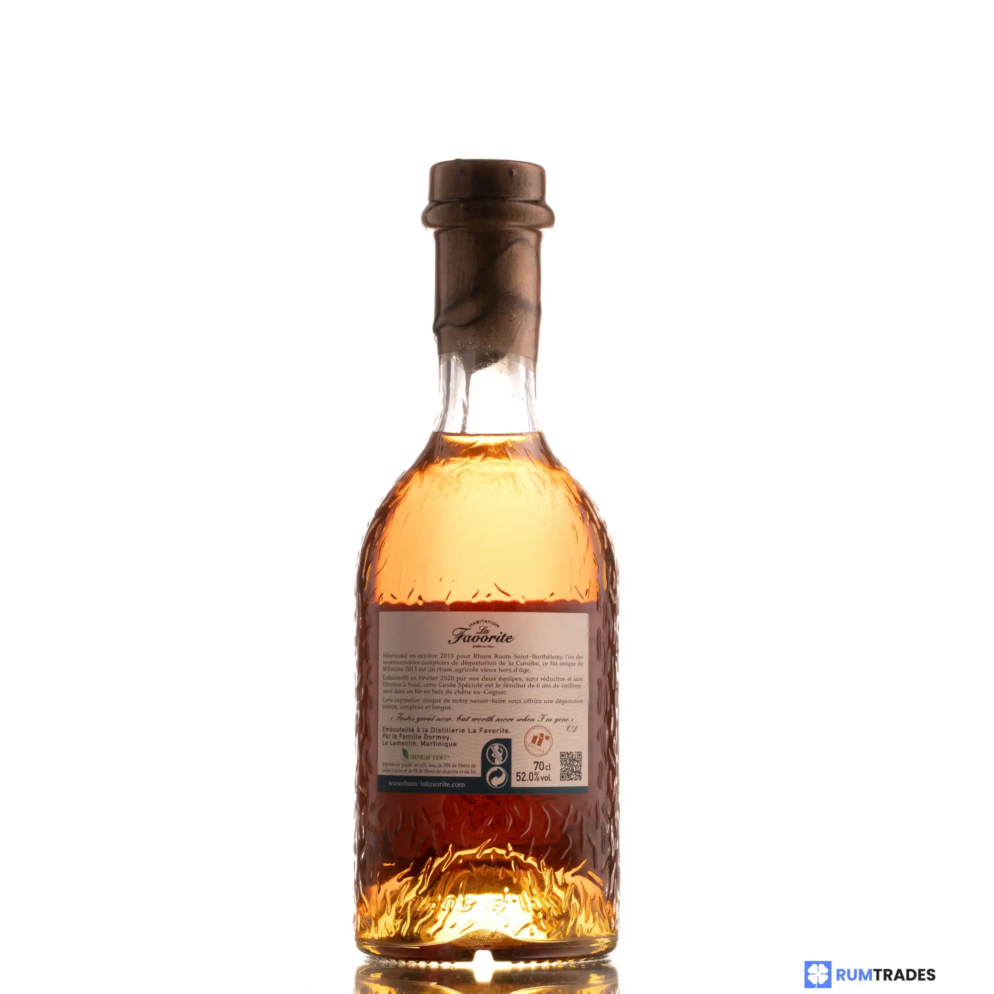 High resolution image of the bottle