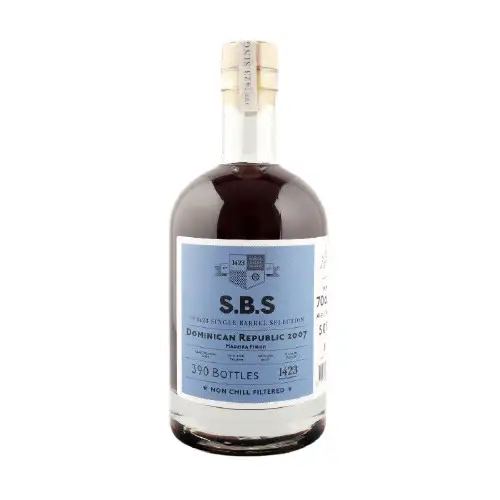 Image of the front of the bottle of the rum S.B.S Dominican Republic 2007