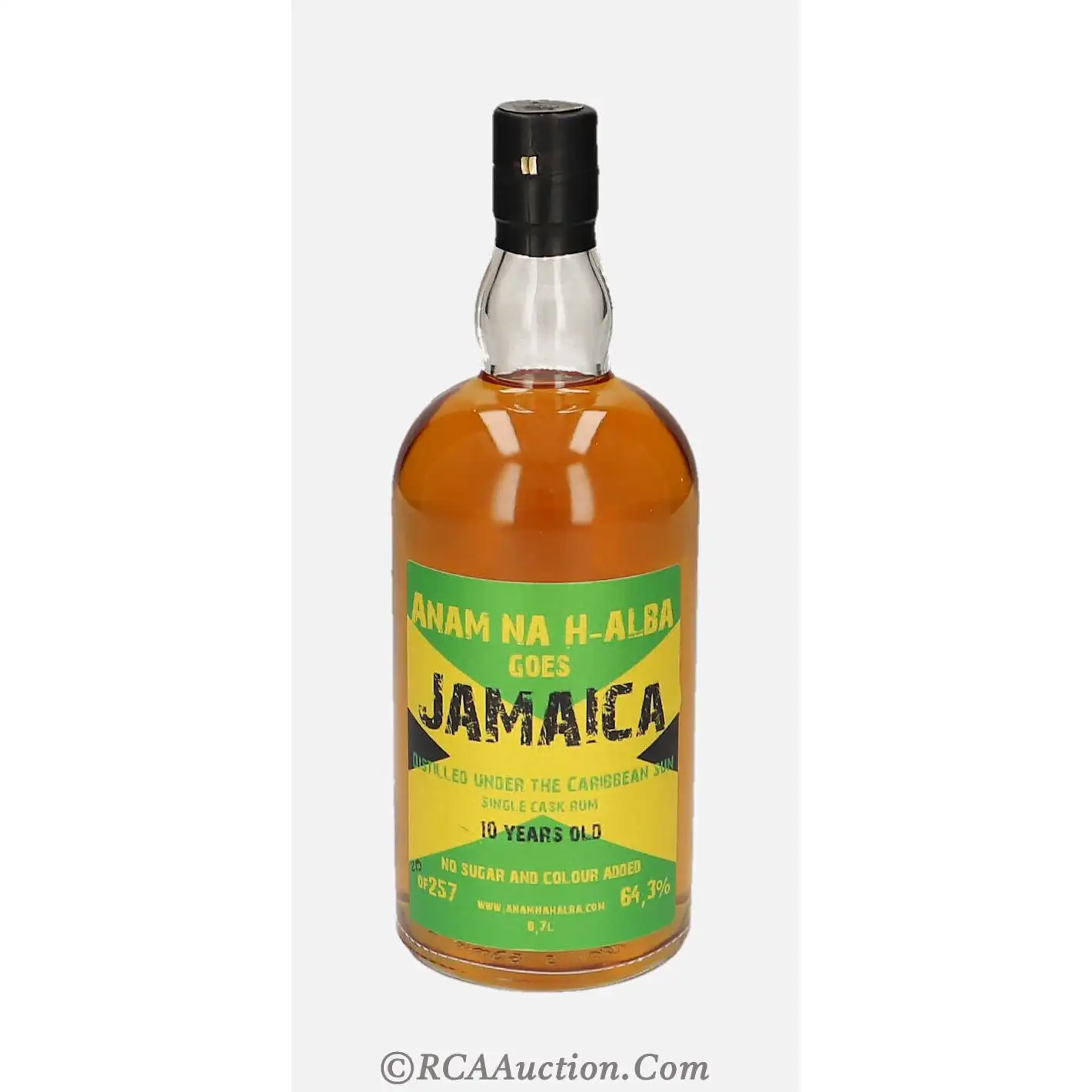 Image of the front of the bottle of the rum Jamaica
