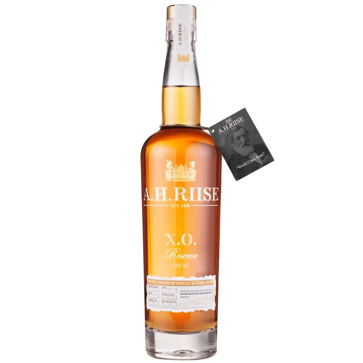 Image of the front of the bottle of the rumXO Reserve Rum Superior Cask