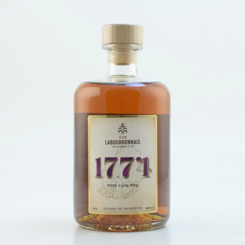 Image of the front of the bottle of the rum1774