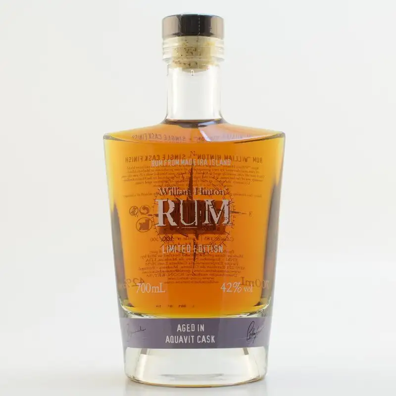 Image of the front of the bottle of the rum 6 Years Aquavit Cask