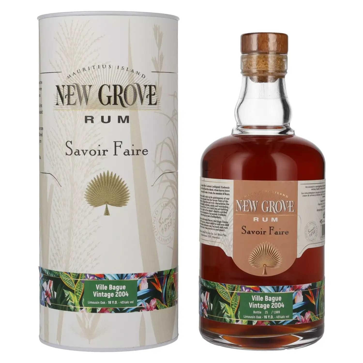 Image of the front of the bottle of the rum New Grove Savoir-Faire Ville Bague
