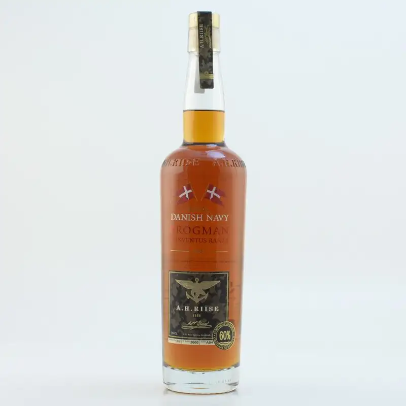Image of the front of the bottle of the rum Frogman Rum Conventus Ranae