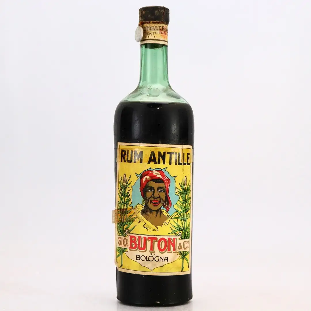 High resolution image of the bottle