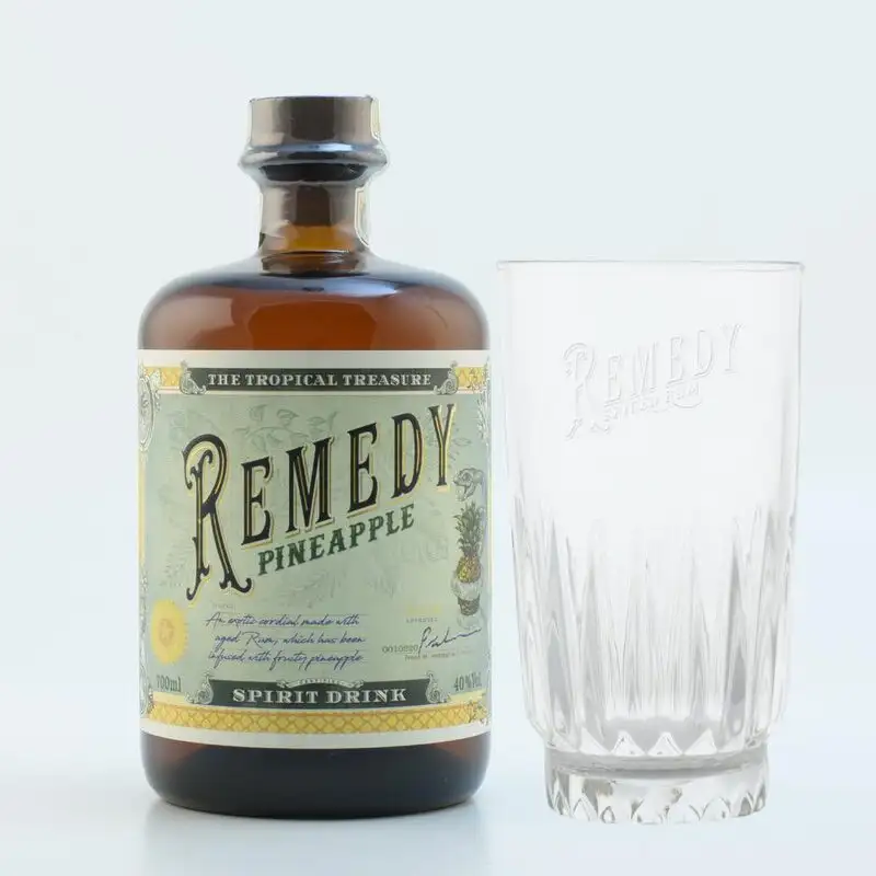 Image of the front of the bottle of the rum Remedy Pineapple
