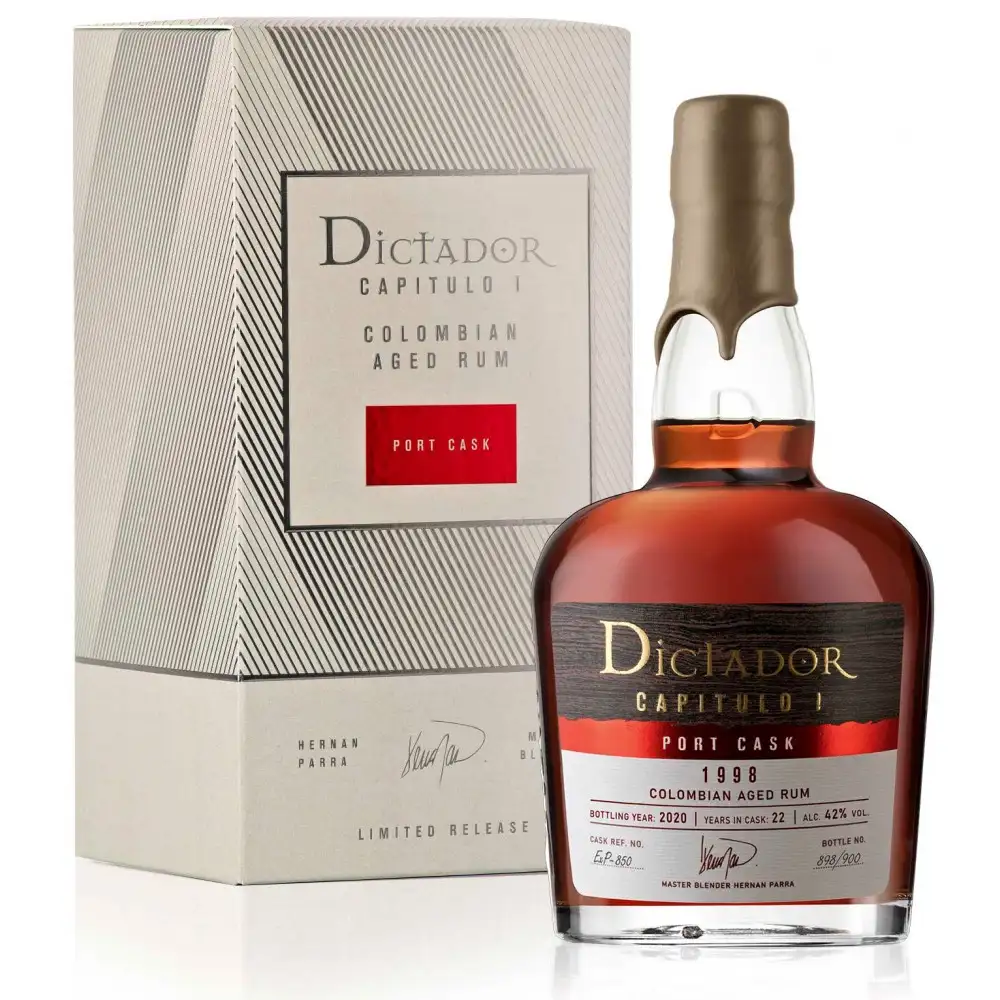 Image of the front of the bottle of the rumDictador Capitulo Uno Port Cask