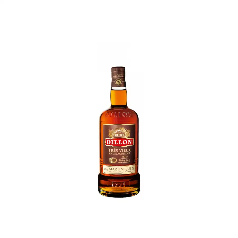 Image of the front of the bottle of the rum Très Vieux Rhum V.S.O.P.