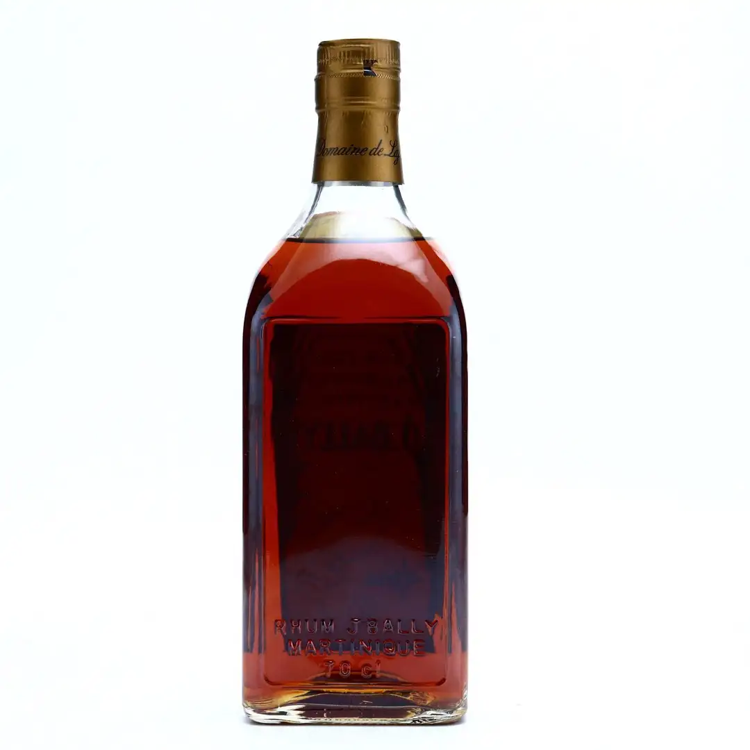 High resolution image of the bottle