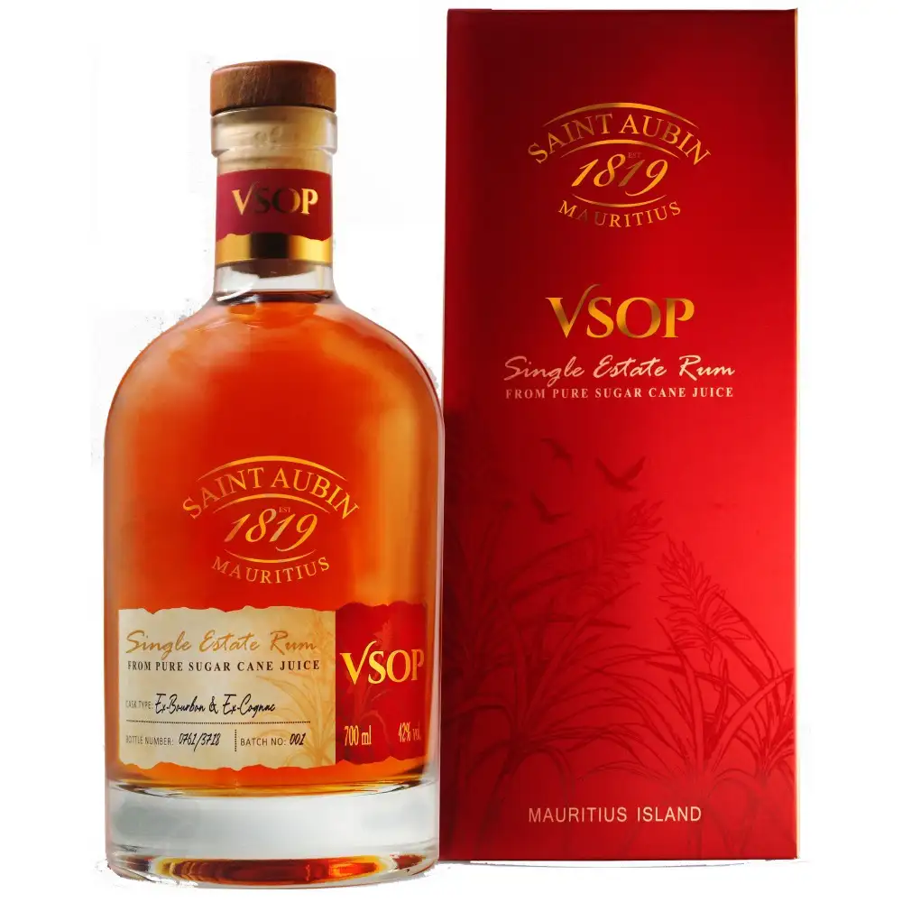 Image of the front of the bottle of the rum VSOP